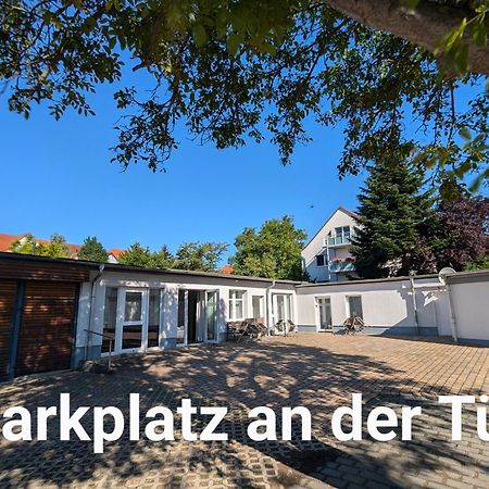 Fewo Urban Gotha-Apartment Friedenstein- Am Schlosspark- Parken An Der Der Tuer- Barrierefrei, 900 Meter Zum Bahnhof - Wallbox מראה חיצוני תמונה